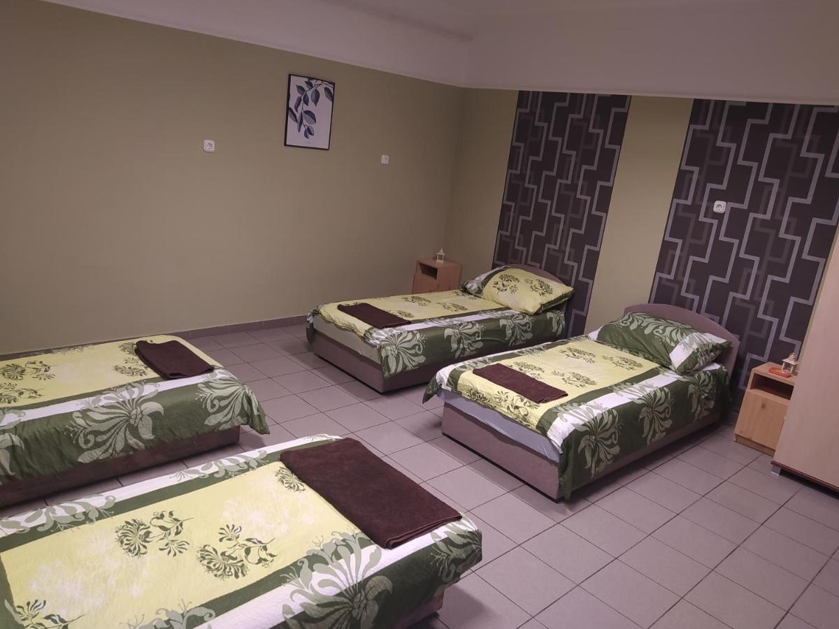 Pingpong Apartman Шольтвадкерт Екстер'єр фото